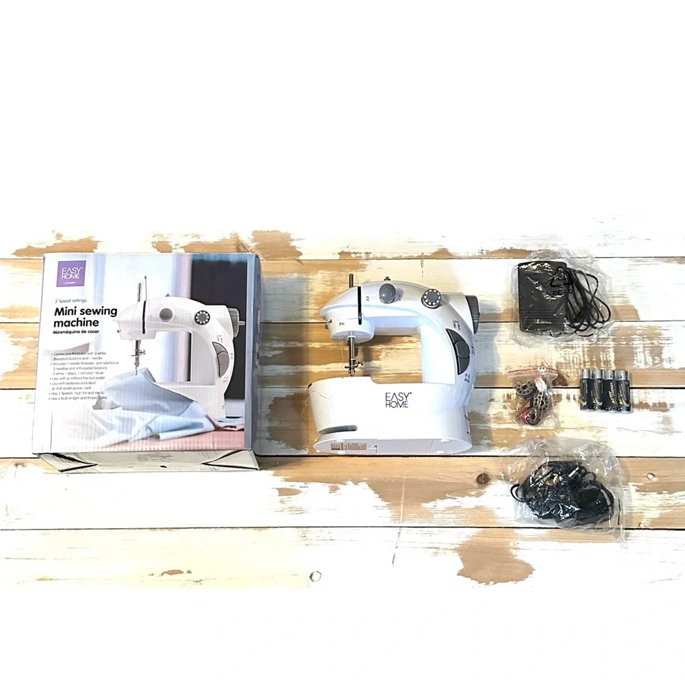 Mini Sewing Machine - Picture 2 of 8